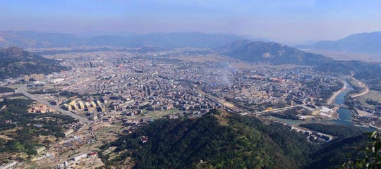 浙江溫州平陽(yáng)第二大鎮(zhèn),是全國(guó)千強(qiáng)鎮(zhèn),綜合實(shí)力僅次于鰲江鎮(zhèn)